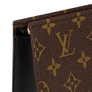 Louis Vuitton Poche Toilette NM M46037