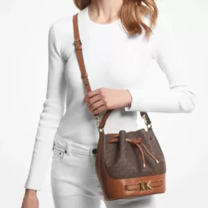 Reed Medium BLT Bucket Messenger Brown