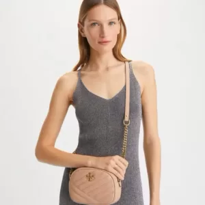 tas bahu wanita Tory Burch Small Kira Chevron Camera Bag Devon Sand